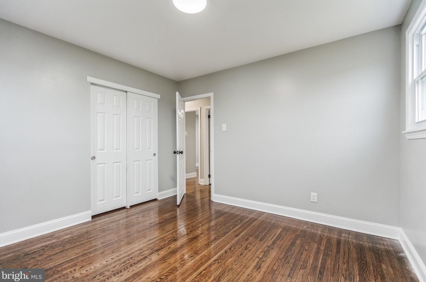 105 Alfred Ave, Aura NJ 08028-2001 exterior