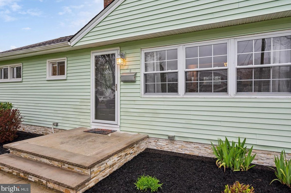 234 Overbrook Ave, Aura NJ  08028-2028 exterior