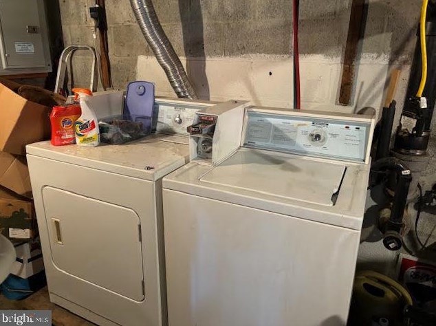 601 Broadway, West Deptford NJ 08093-1172 exterior