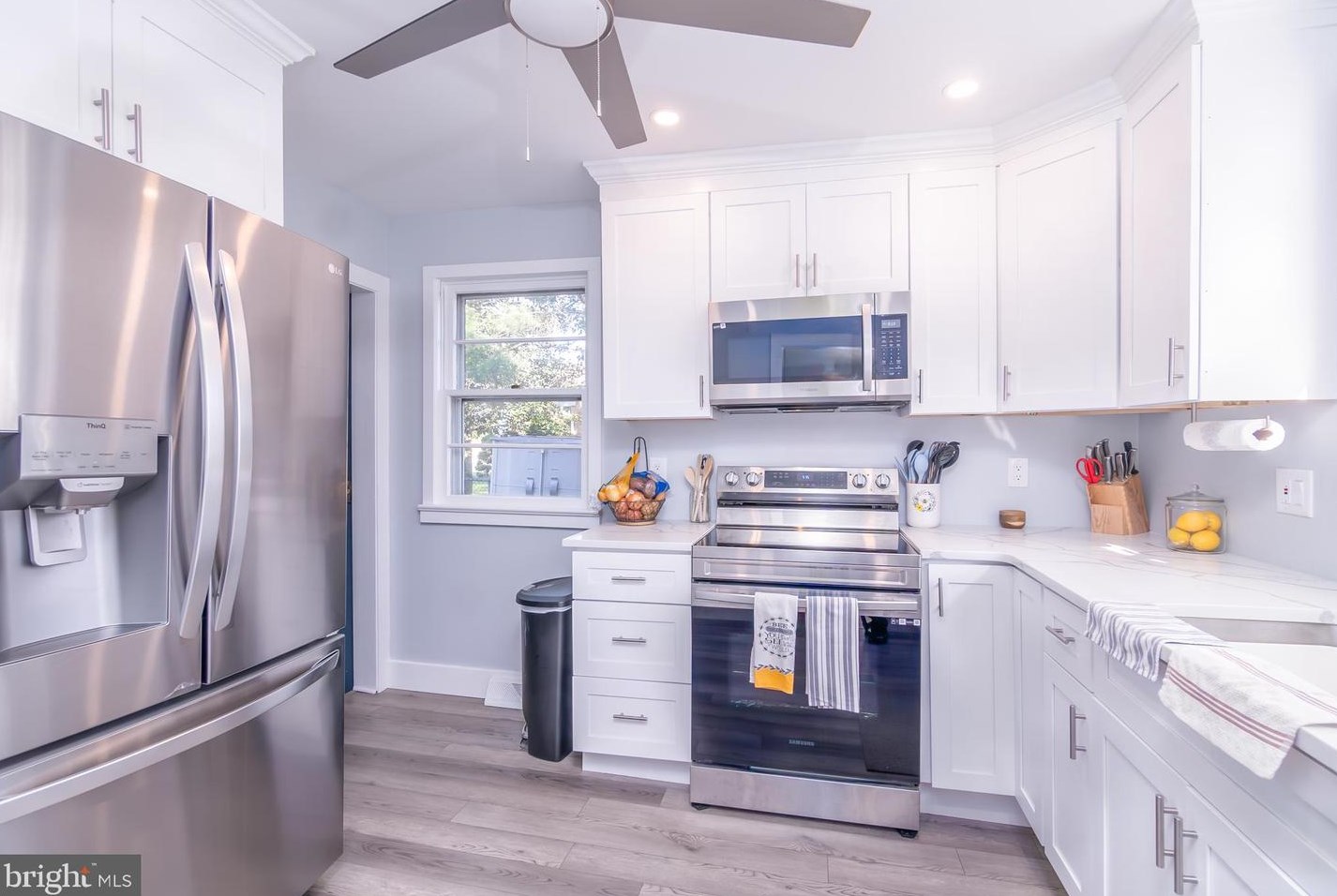 210 Meadow Ln, West Deptford NJ  08096-1839 exterior