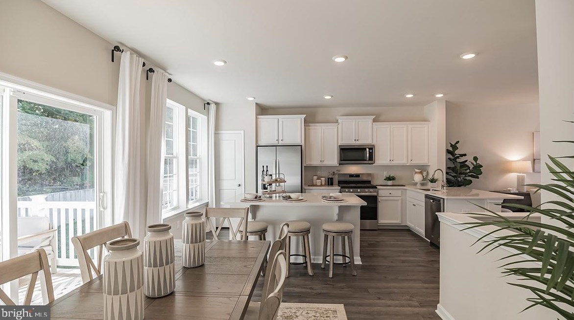 479 Palace Dr, Aura NJ  08028-3445 exterior