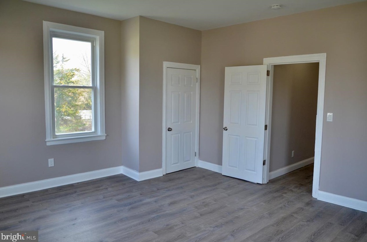 206 Delsea Dr, Clayton NJ  08312-2204 exterior