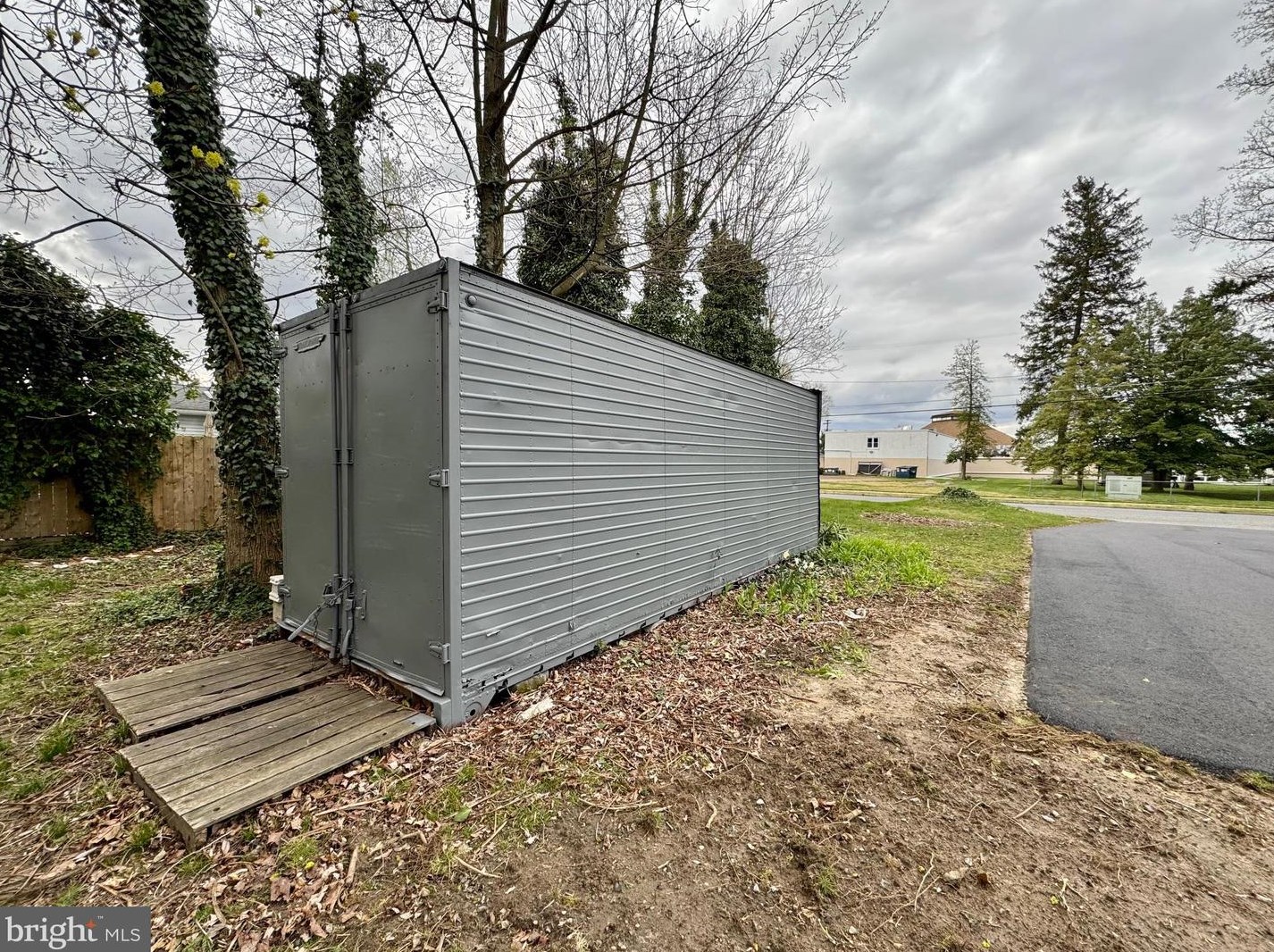 206 Delsea Dr, Clayton NJ  08312-2204 exterior