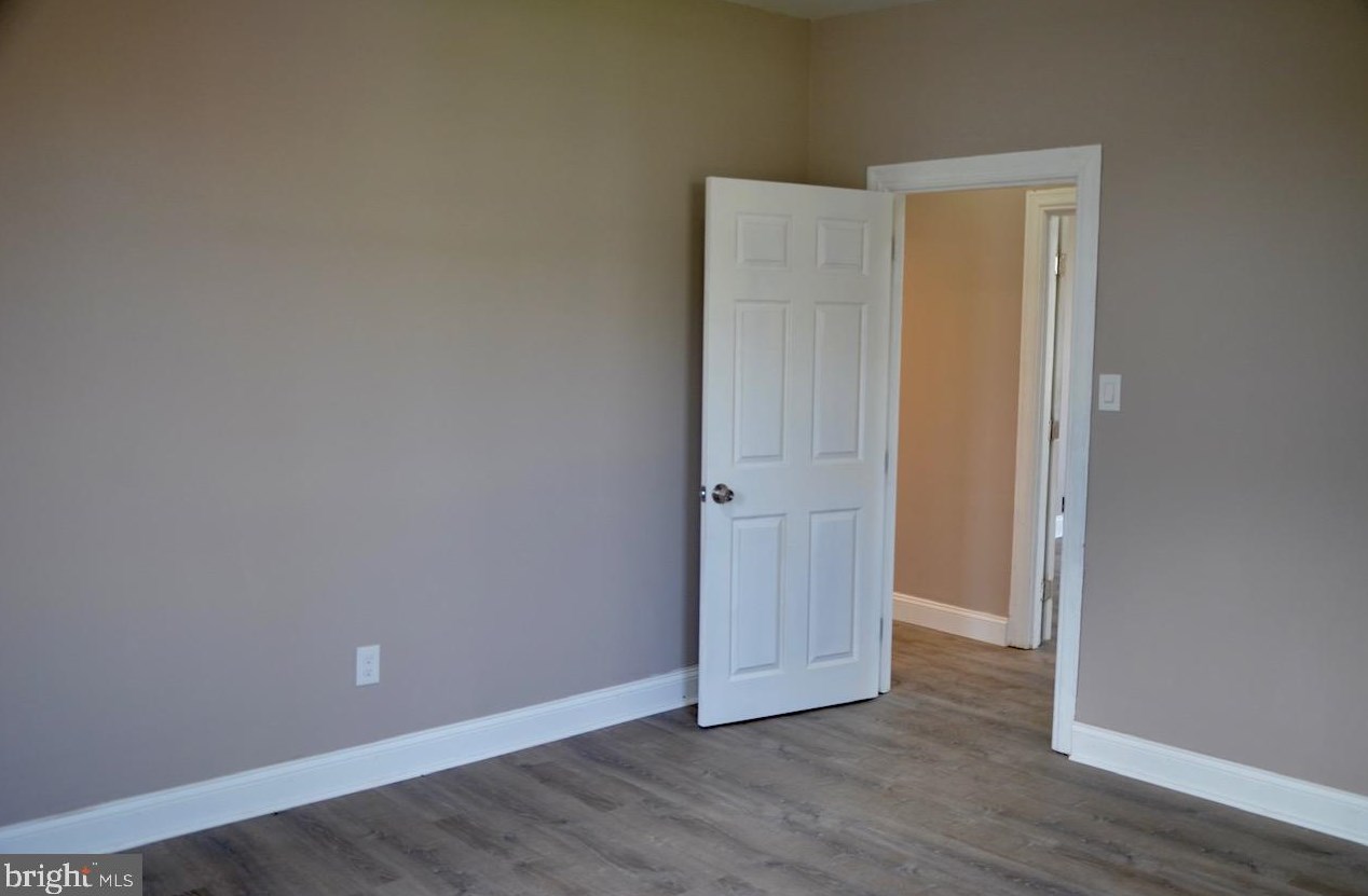 206 Delsea Dr, Clayton NJ  08312-2204 exterior