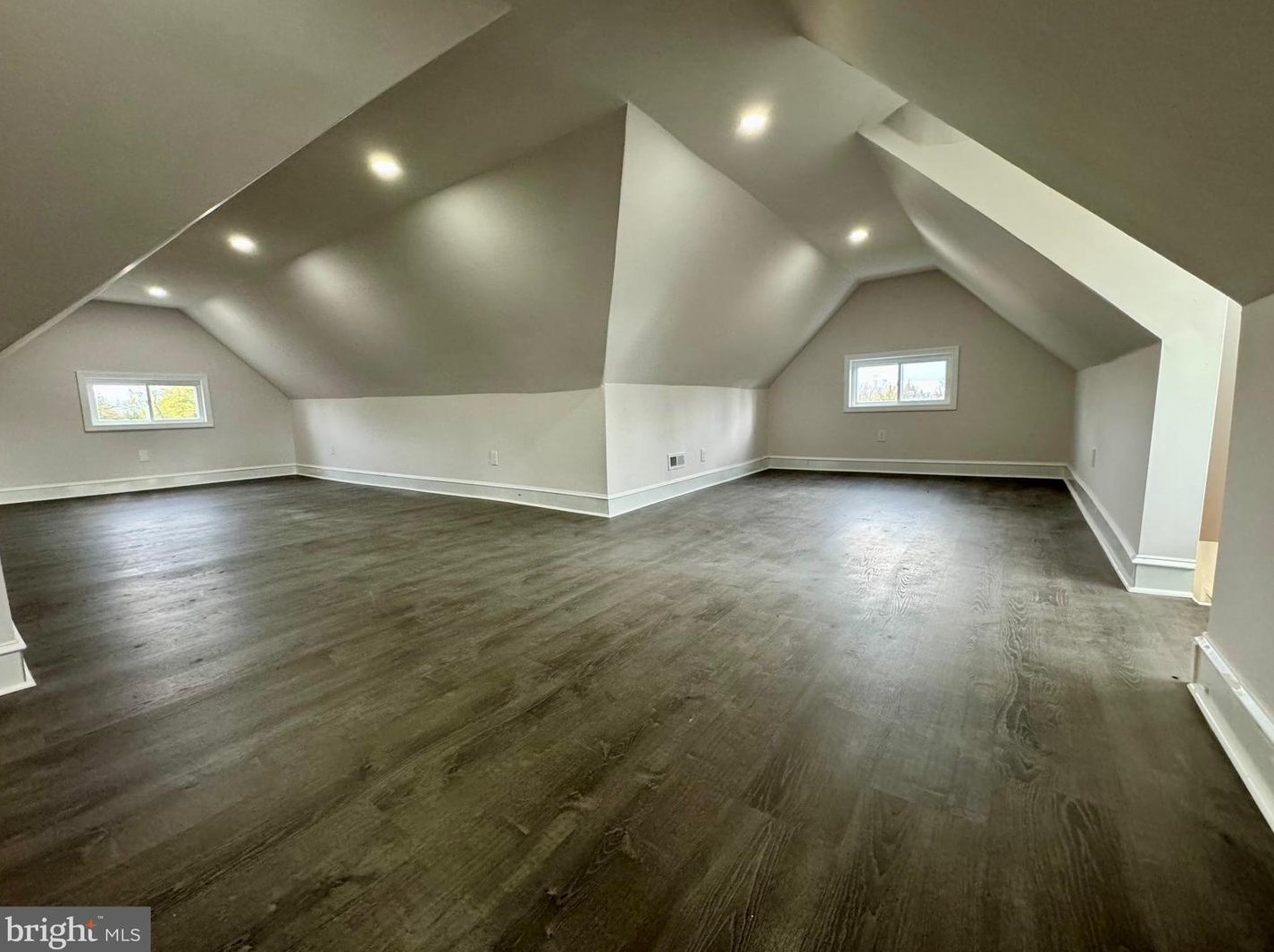 206 Delsea Dr, Clayton NJ  08312-2204 exterior