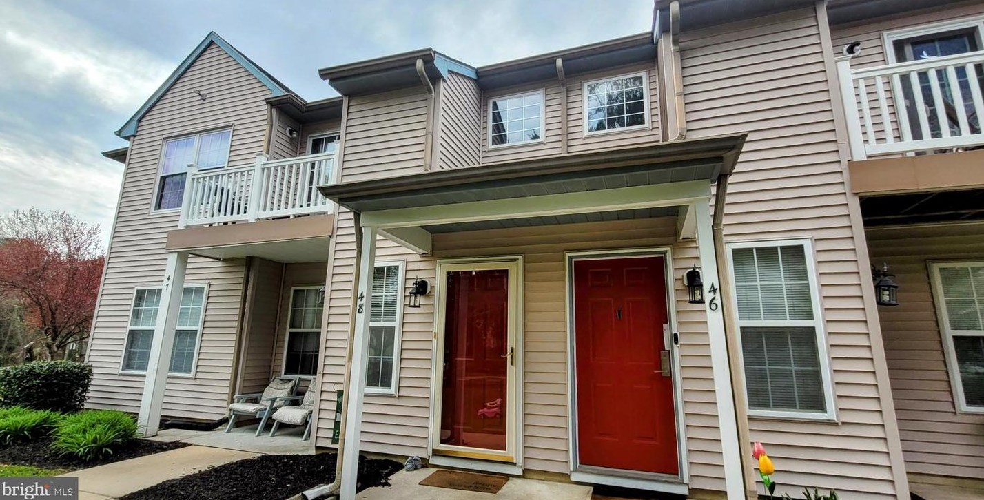 48 Crestmont Dr, West Deptford NJ  08051-2159 exterior