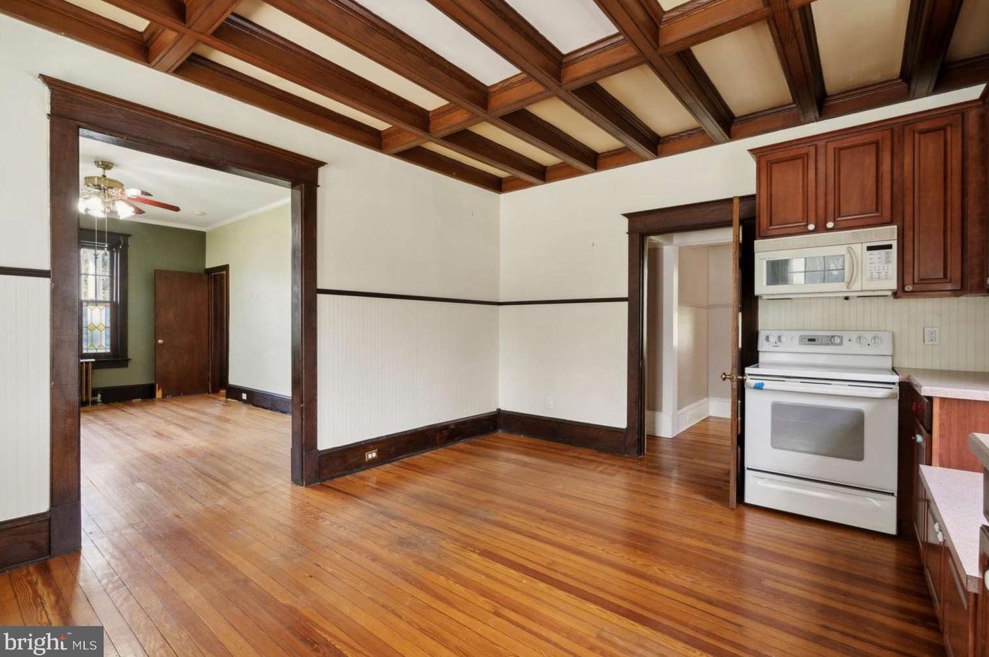 792 Glassboro Rd, West Deptford NJ 08097-1641 exterior