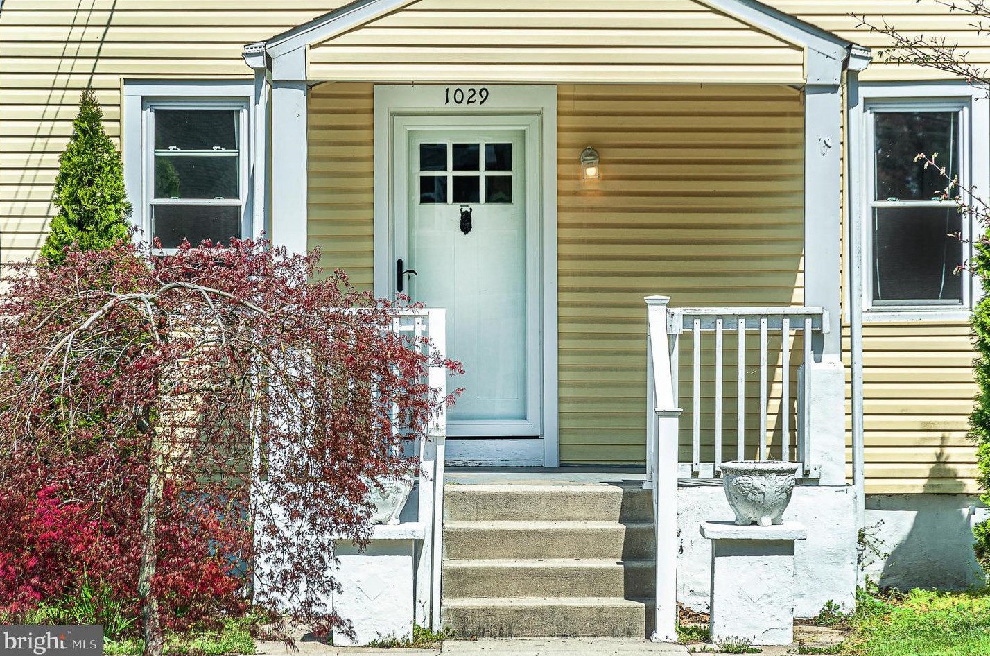 1029 Chestnut Ave, West Deptford NJ 08097-1611 exterior