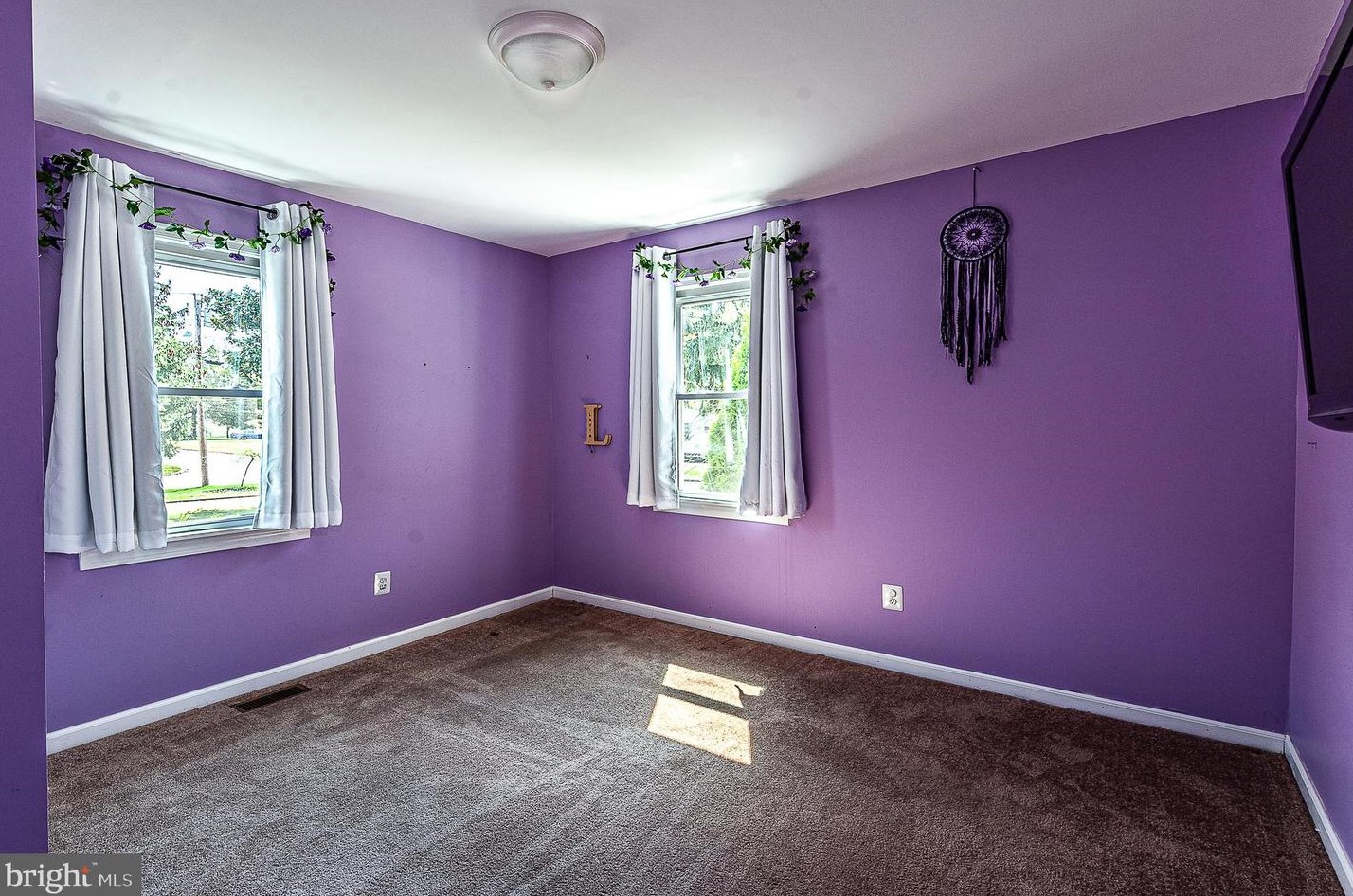 1029 Chestnut Ave, West Deptford NJ 08097-1611 exterior