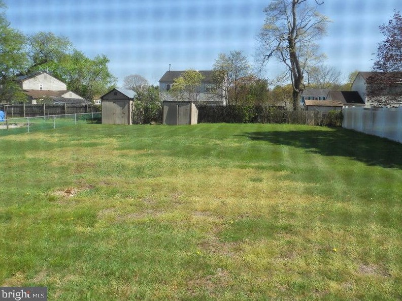 57 Craig Dr, West Deptford NJ 08096-6125 exterior