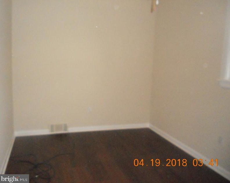 57 Craig Dr, West Deptford NJ 08096-6125 exterior