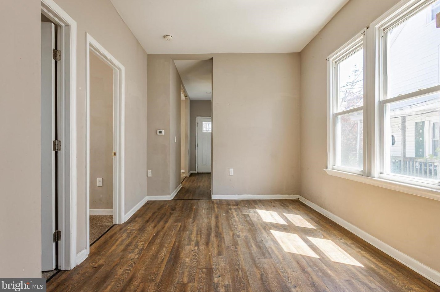 77 Barber Ave, West Deptford NJ 08096-2442 exterior