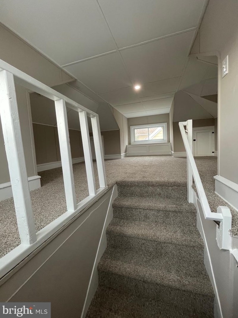 77 Barber Ave, West Deptford NJ  08096-2417 exterior