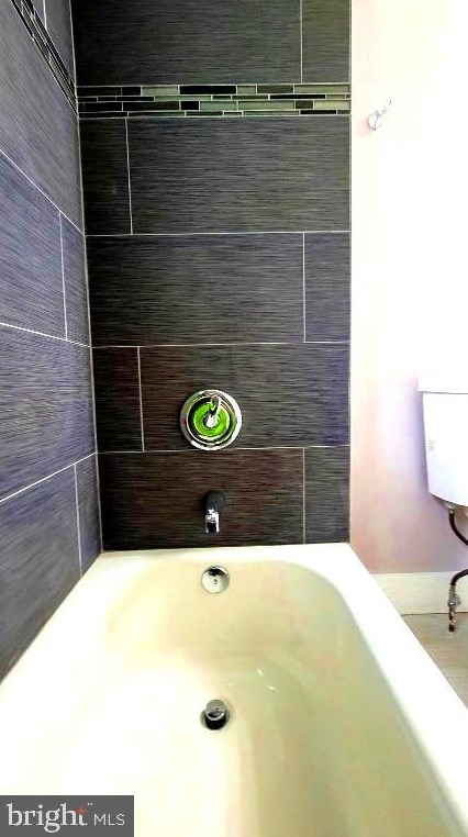 47 Moore Ave, West Deptford NJ 08093-1621 exterior