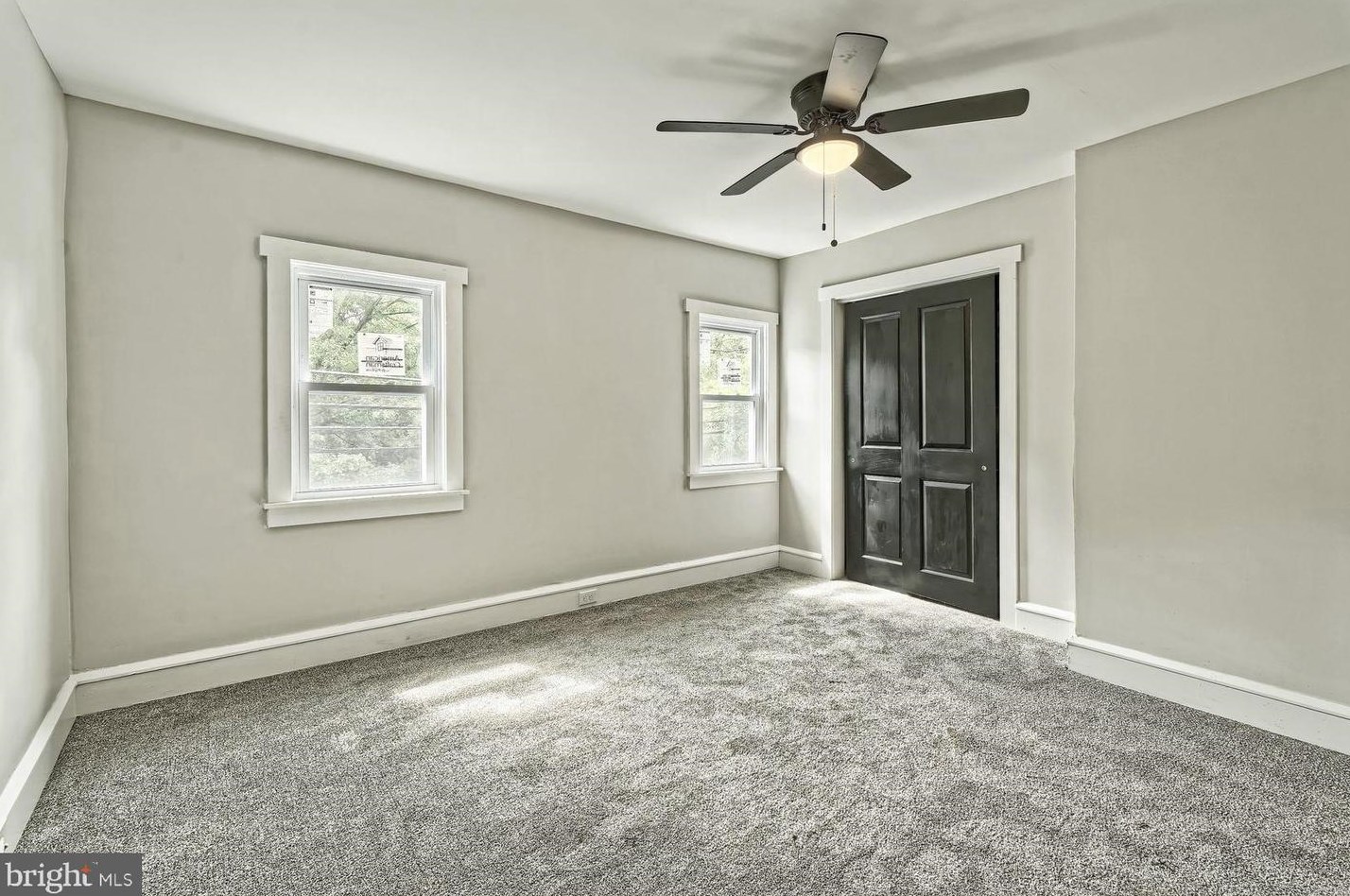 320 Cedarbridge Rd, Aura NJ  08343-9044 exterior