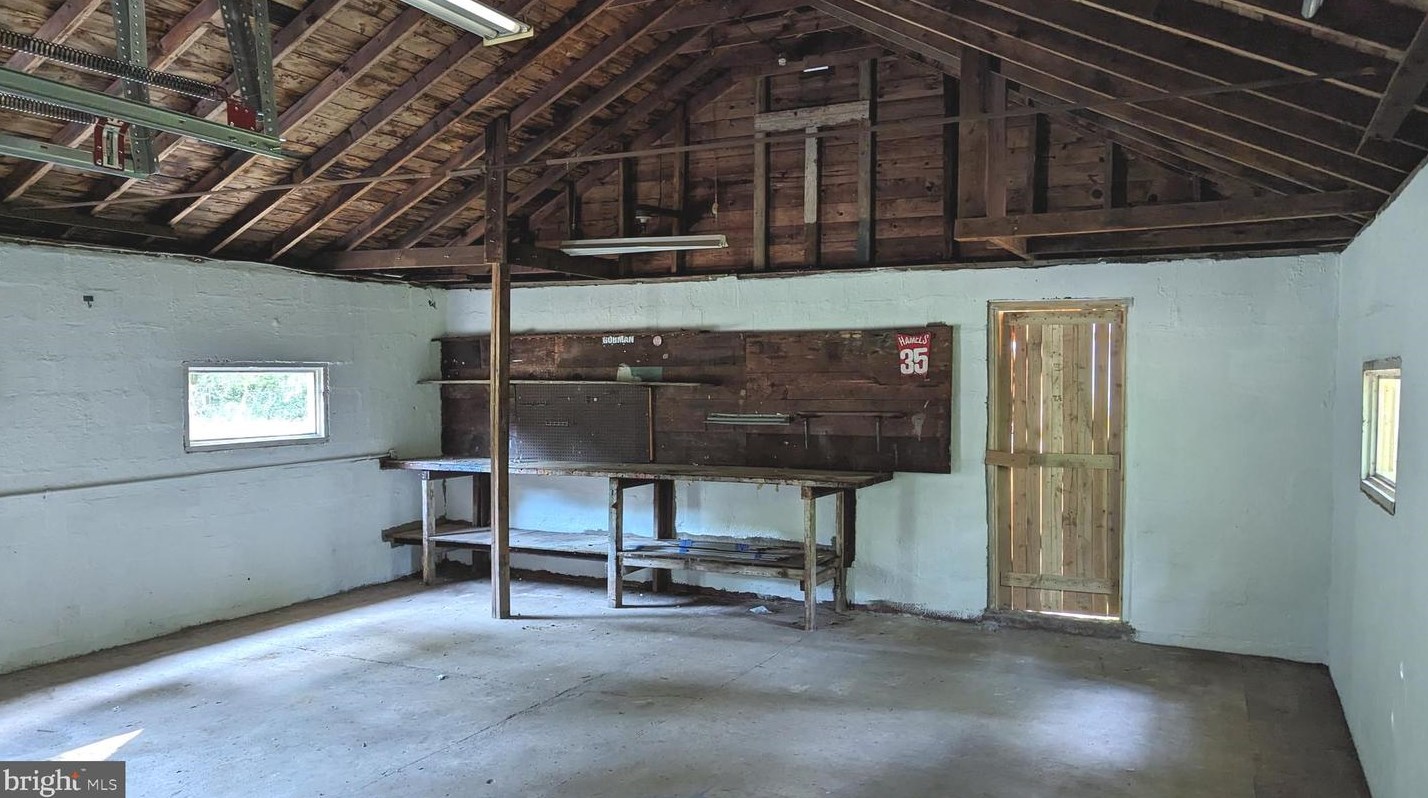 320 Cedarbridge Rd, Aura NJ  08343-9044 exterior