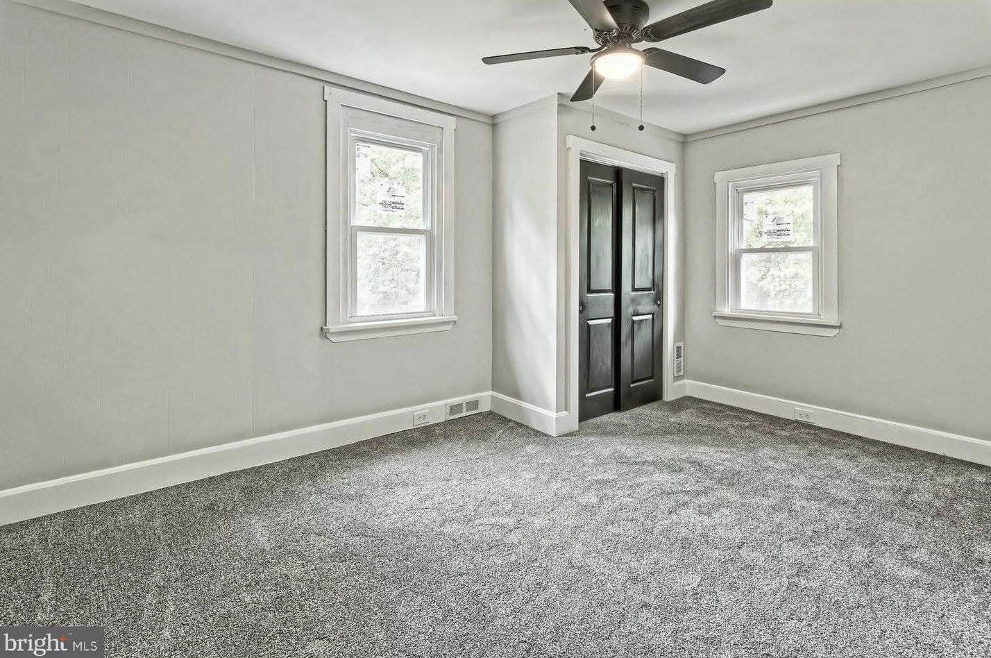 320 Cedarbridge Rd, Aura NJ  08343-9044 exterior