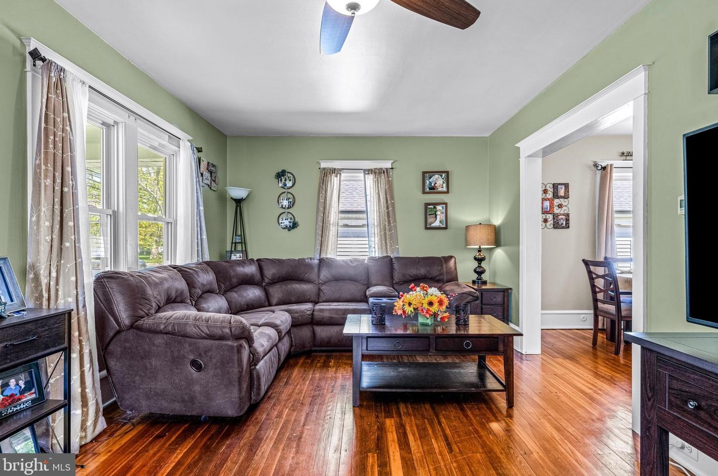 612 Salem Ave, West Deptford NJ 08086-2053 exterior