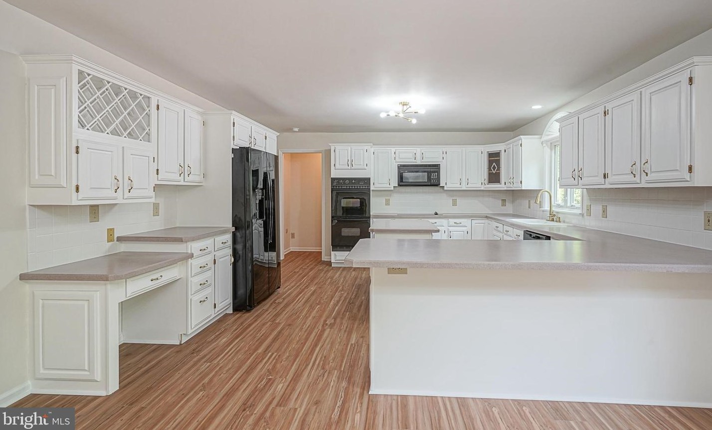 2 Laurel Dr, Harrison Township NJ 08062-9653 exterior