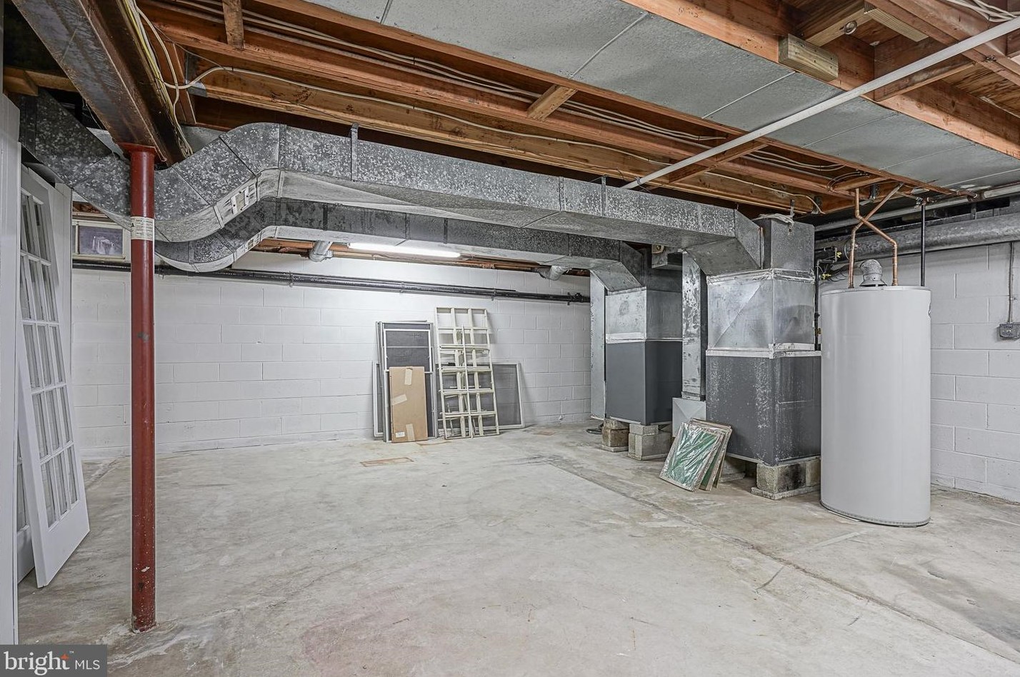 2 Laurel Dr, Harrison Township NJ 08062-9653 exterior