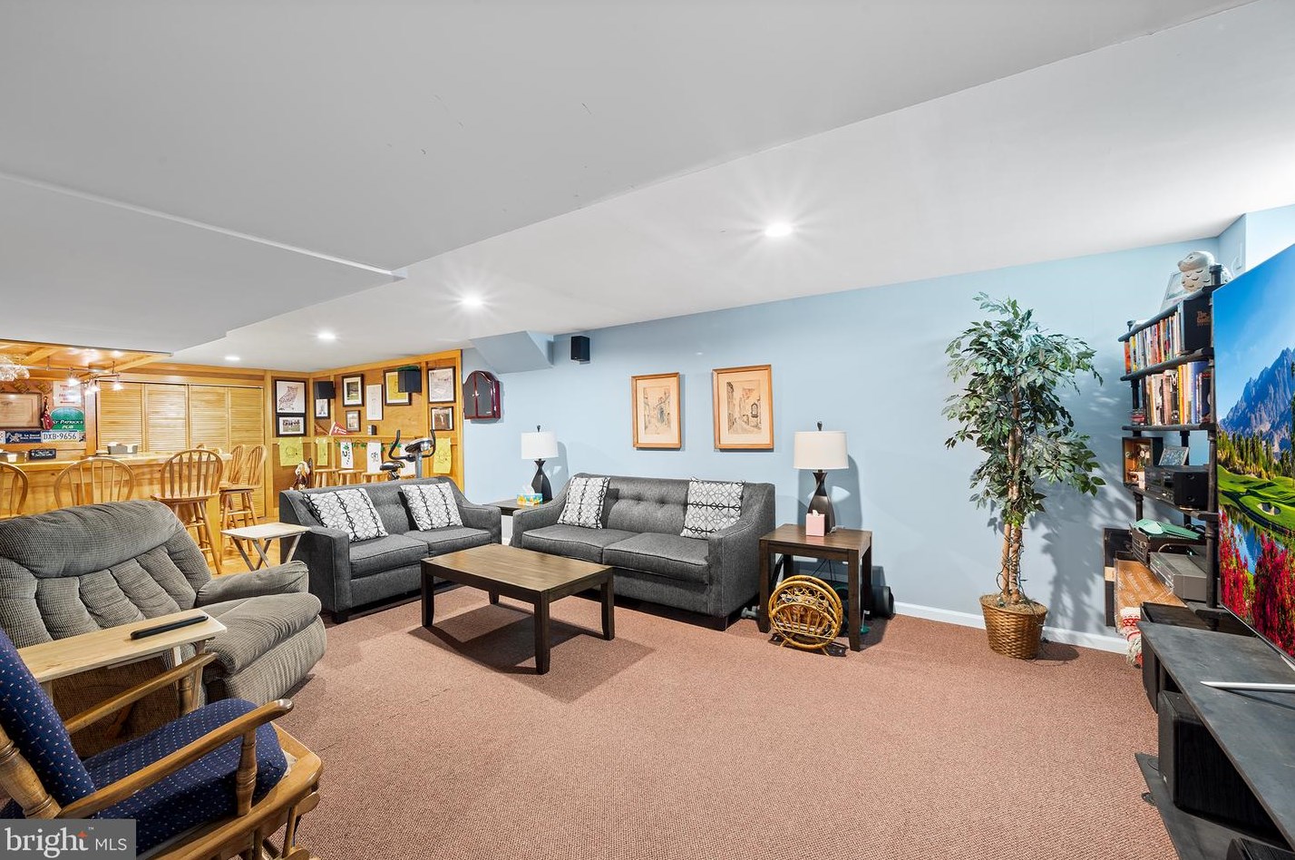 139 Adams Ave, West Deptford NJ 08051-1134 exterior