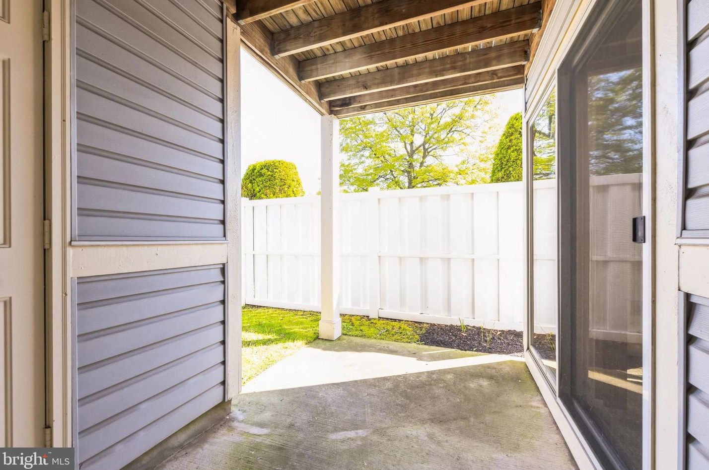 107 Steeplechase Ct, West Deptford NJ  08096-6815 exterior