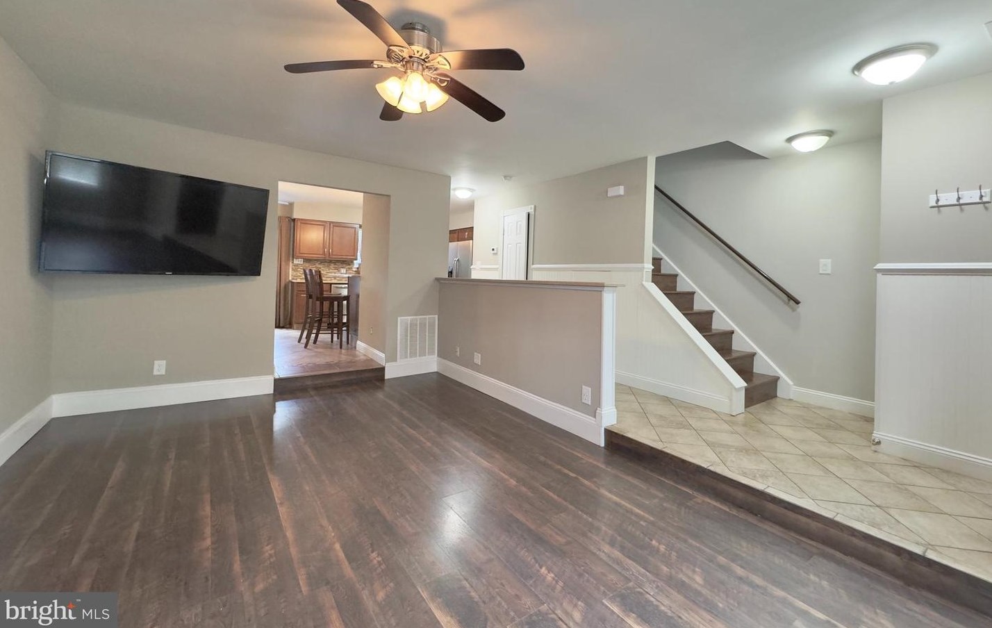 205 Balin Ct, West Deptford NJ 08051-2209 exterior