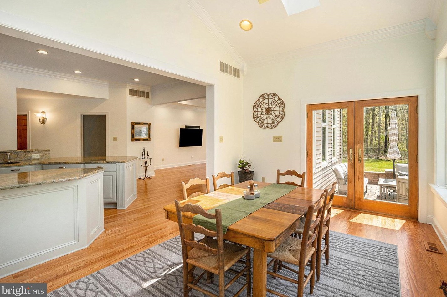 1852 Willow Grv Rd, Aura NJ 08343-2515 exterior