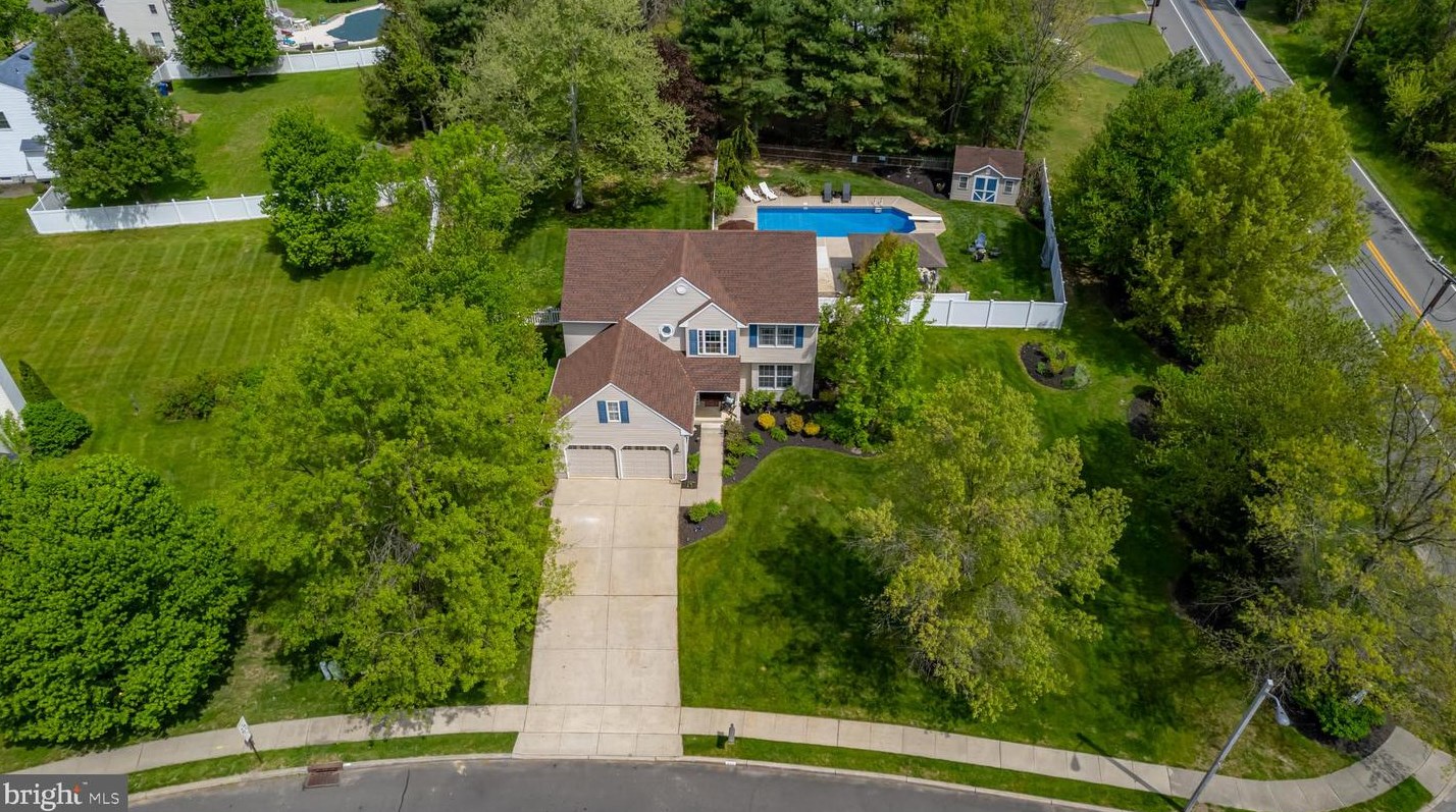 800 Canvasback Dr, Harrison Township NJ 08062-3229 exterior