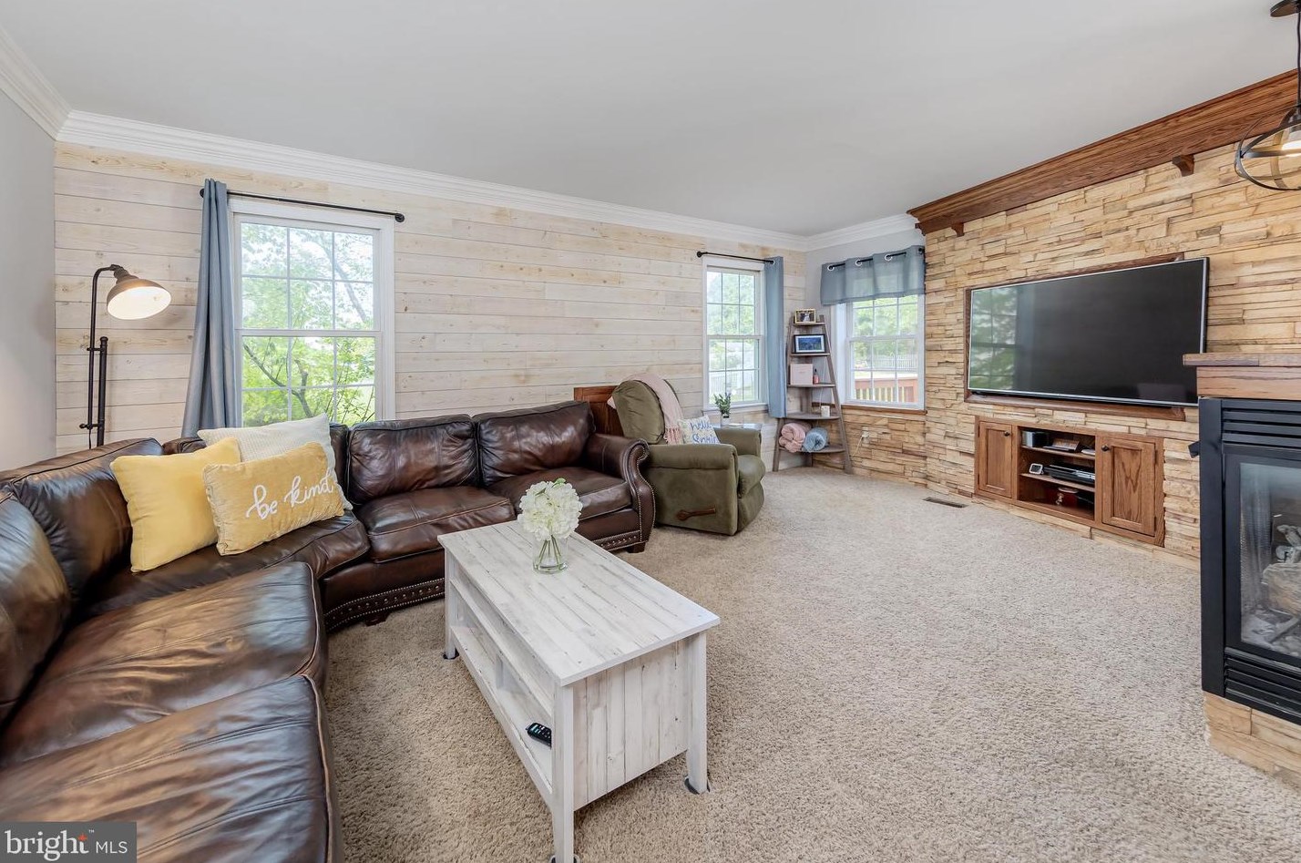 800 Canvasback Dr, Harrison Township NJ 08062-3229 exterior