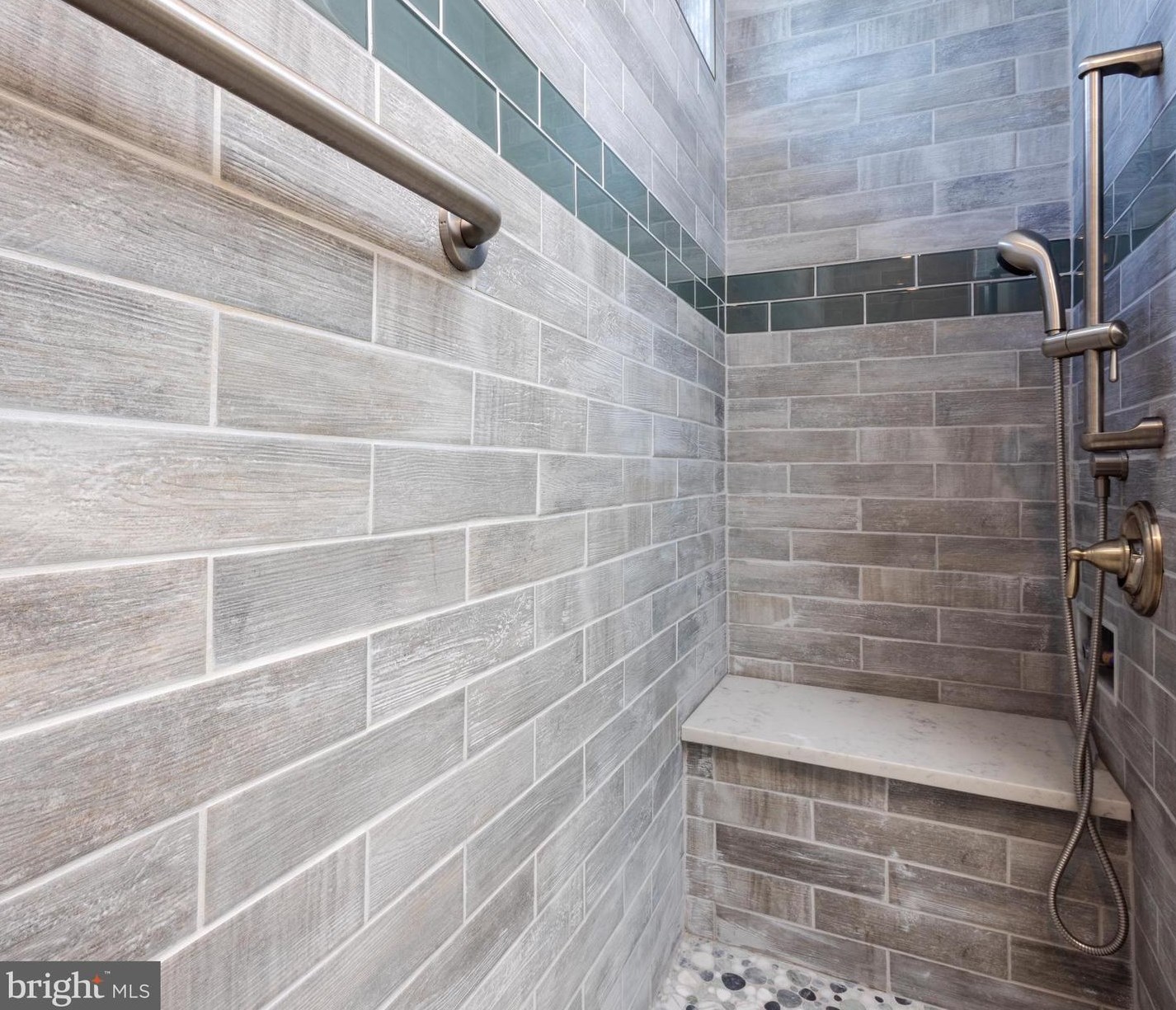 232 Night Hawk Cir, West Deptford NJ 08086-1804 exterior