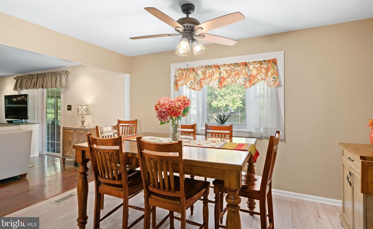 112 Cranford Ct, West Deptford NJ 08096-4200 exterior