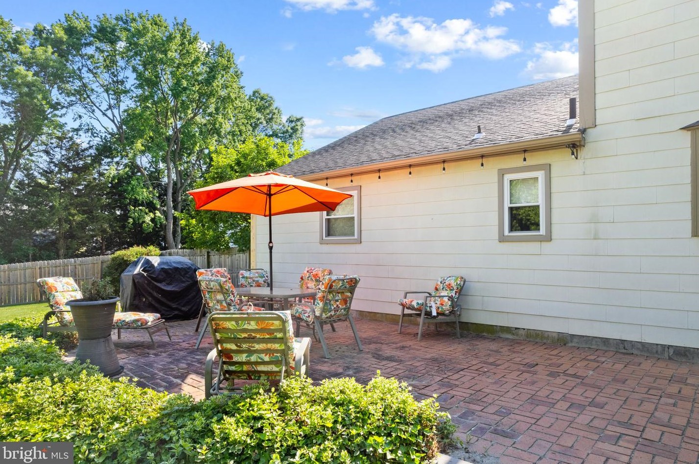 112 Cranford Ct, West Deptford NJ 08096-4200 exterior