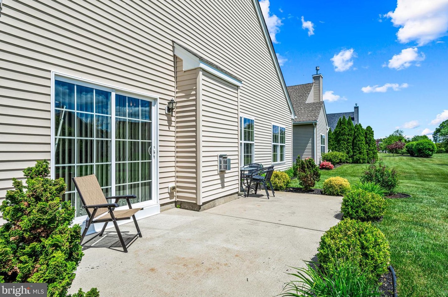 319 Grande Blvd, Aura NJ  08028-3243 exterior