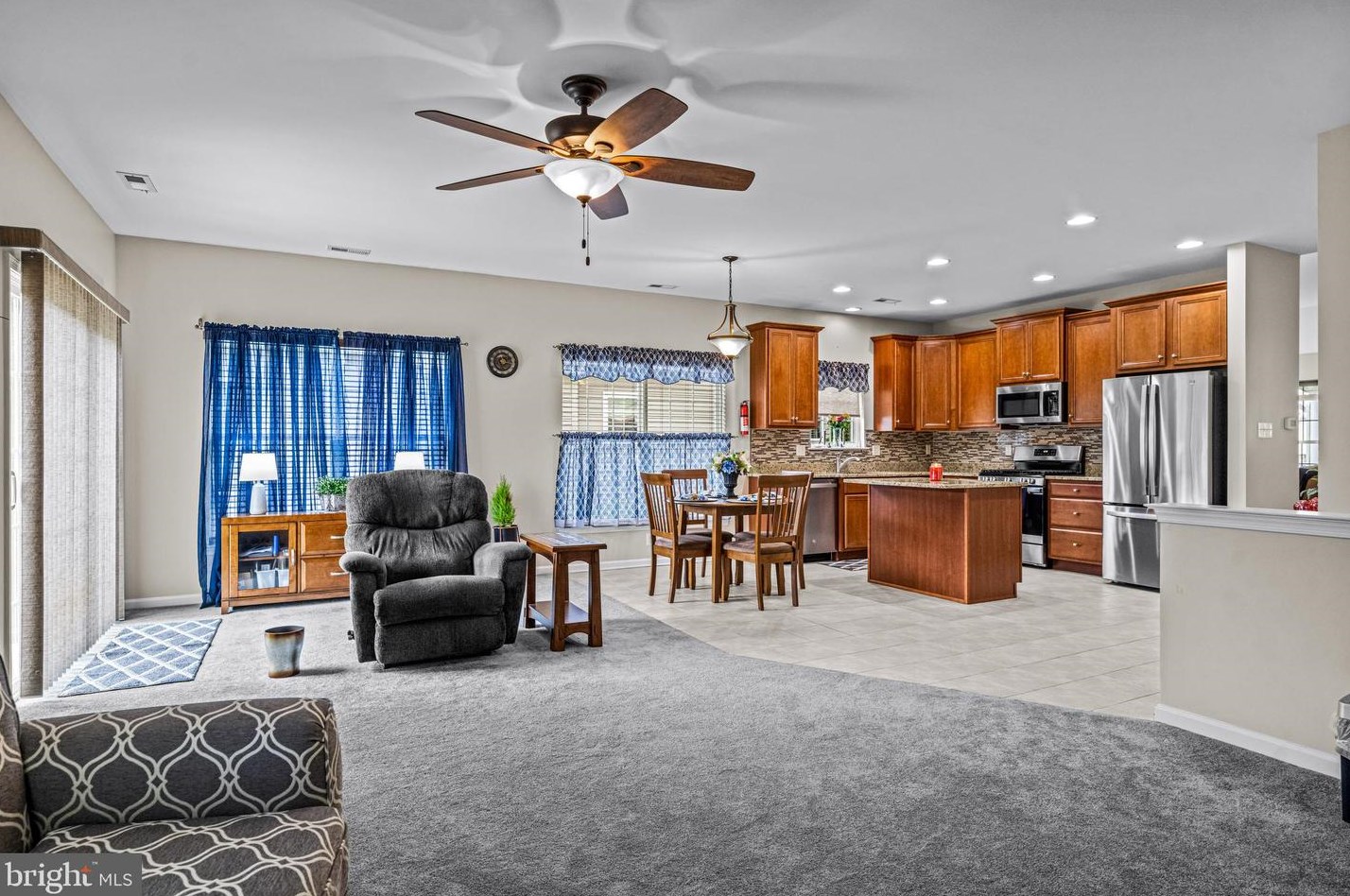 319 Grande Blvd, Aura NJ  08028-3243 exterior