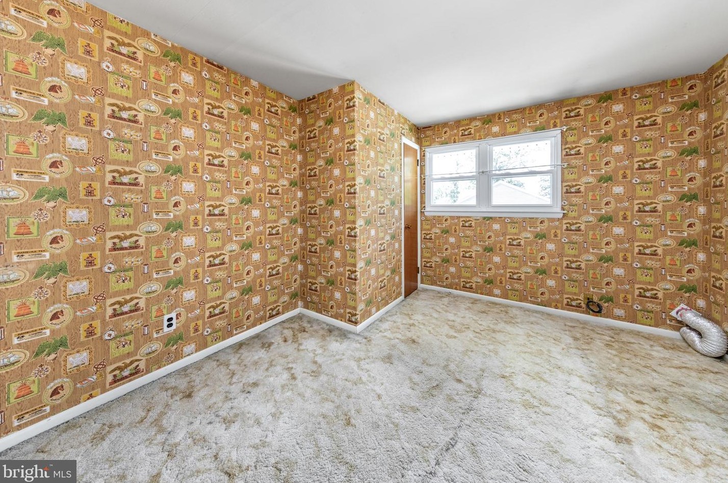 1 Lauderdale Rd, West Deptford NJ 08096-3938 exterior