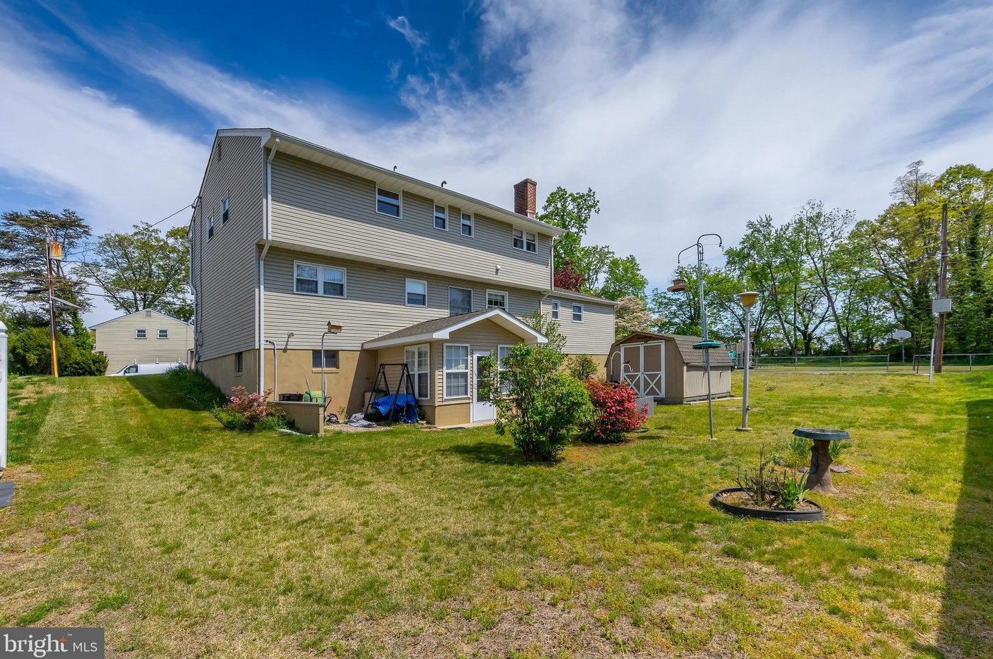 1 Lauderdale Rd, West Deptford NJ 08096-3938 exterior