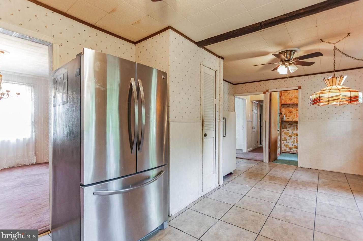 301 Columbia Blvd, West Deptford NJ 08063-1013 exterior