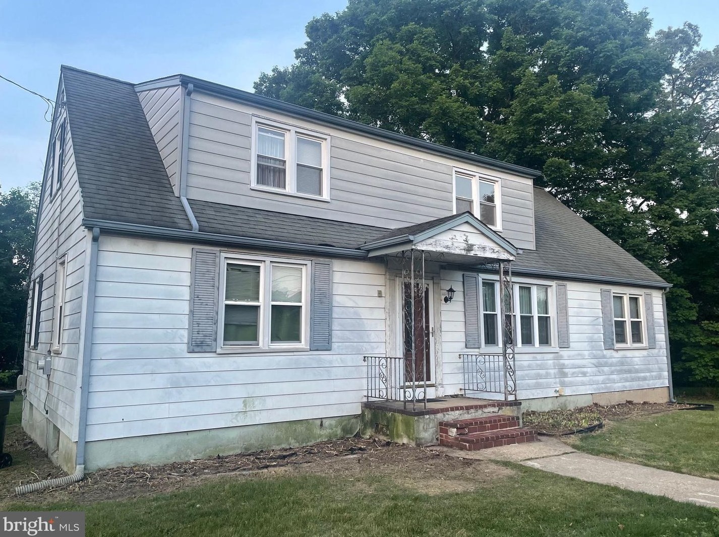 301 Columbia Blvd, West Deptford NJ 08063-1013 exterior