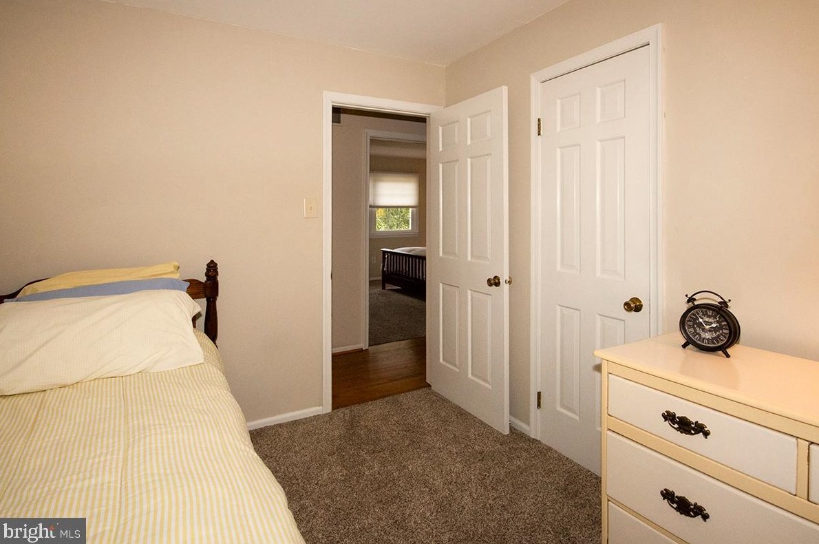 831 Canal St, Blenheim NJ 08012-1033 exterior