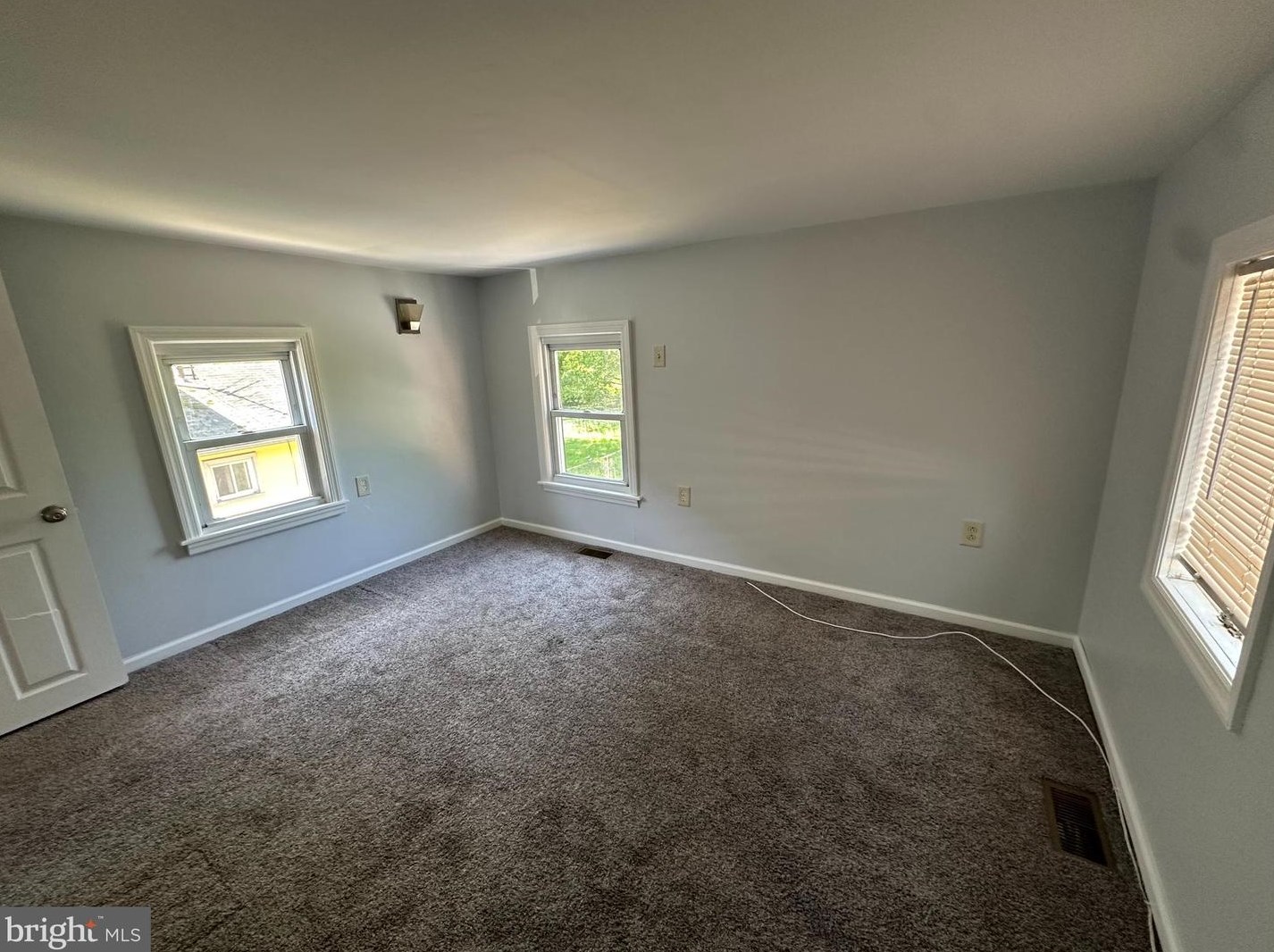 530 Delsea Dr, West Deptford NJ  08093-1225 exterior