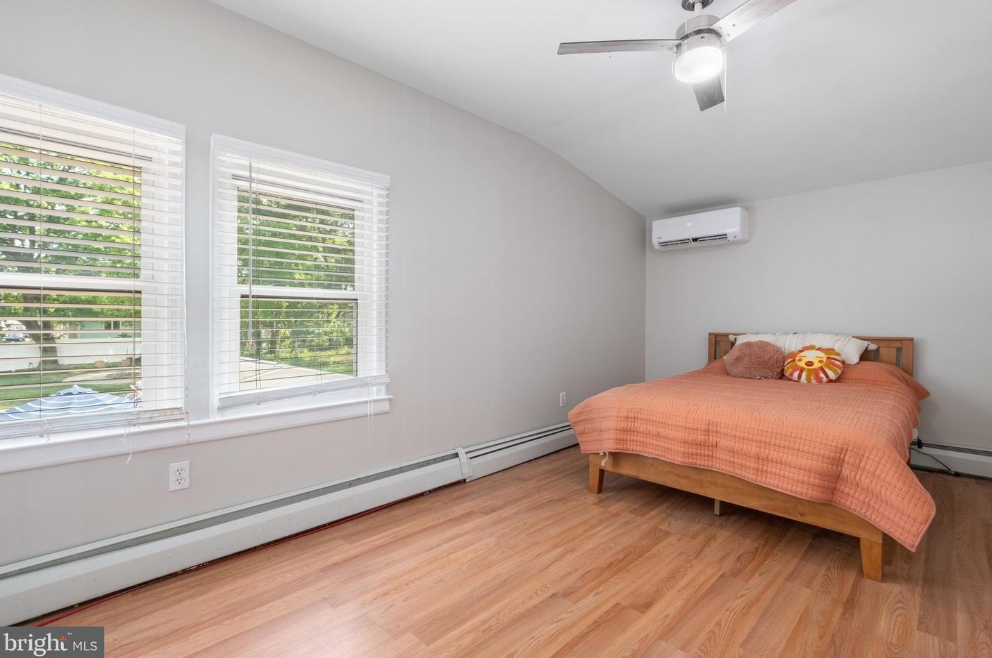 335 Roosevelt Ave, Pitman NJ  08071-1867 exterior