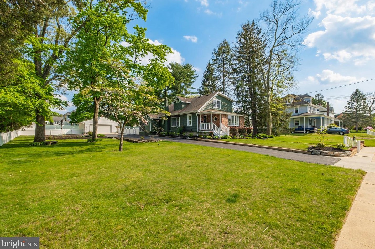 335 Roosevelt Ave, Pitman NJ  08071-1867 exterior