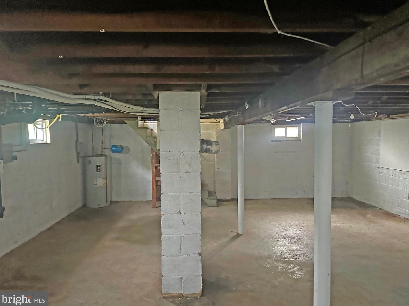 425 Summit Ave, West Deptford NJ 08093-1031 exterior