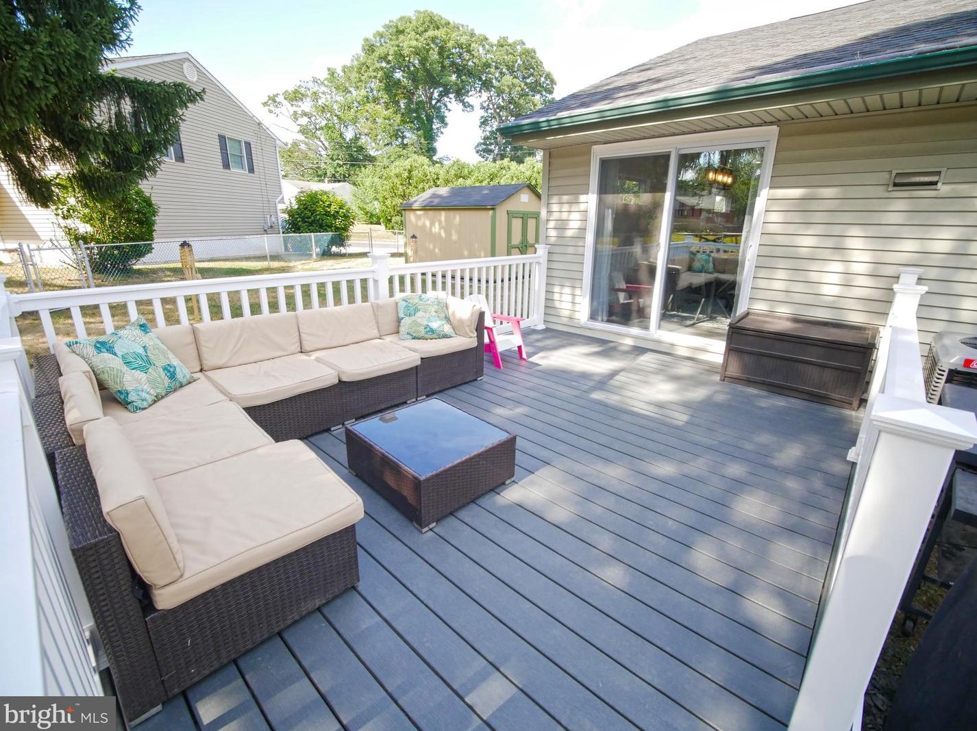 50 Holly Dr, West Deptford NJ  08096-3317 exterior