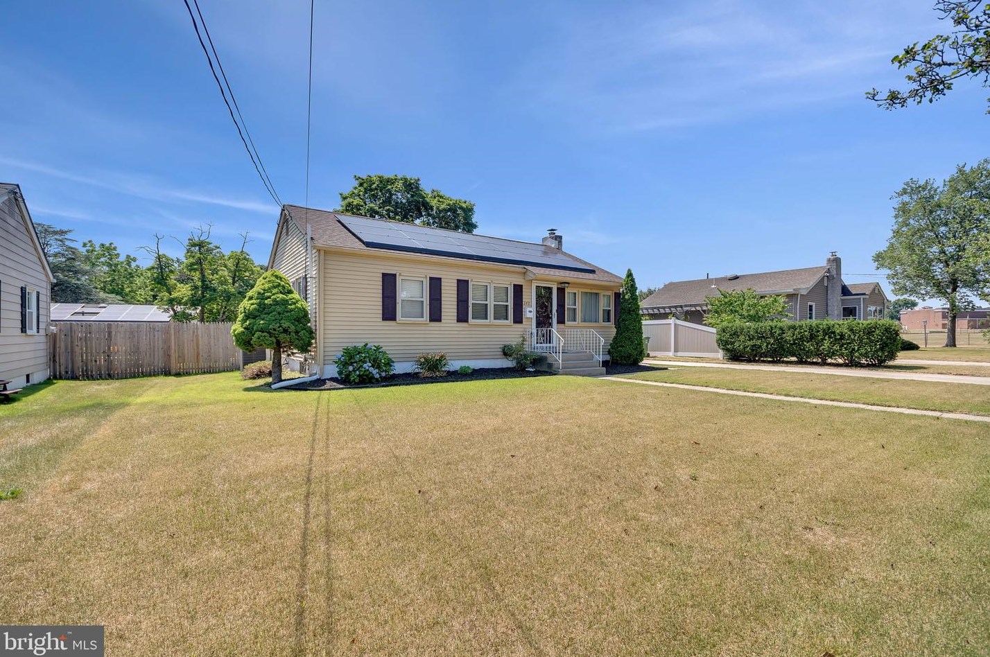 243 Evergreen Ave, West Deptford NJ  08051-1045 exterior