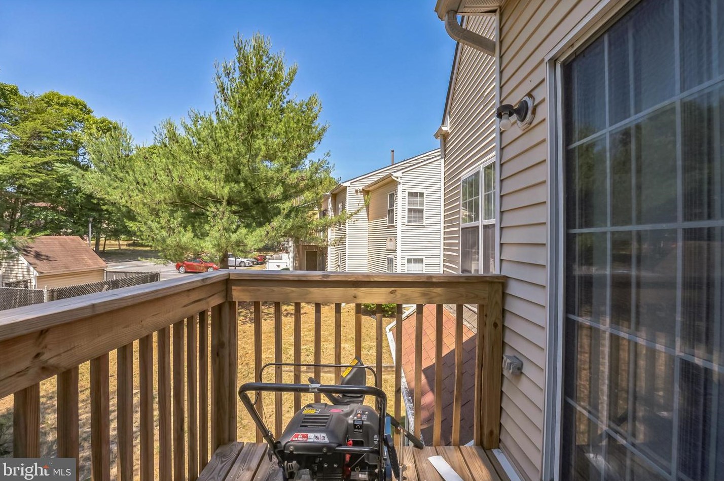 1314 Tristram Cir, West Deptford NJ  08051-2254 exterior