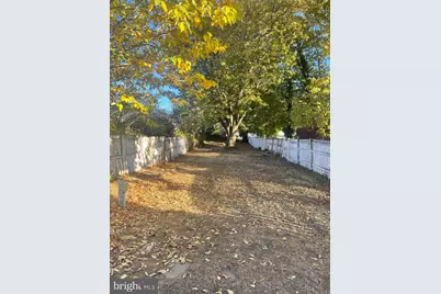 323 High Street, Westville, NJ 08093 - Photo 5