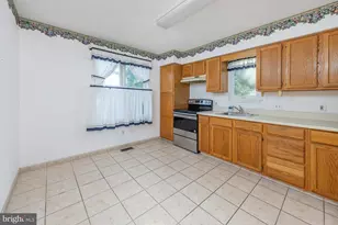 232 Fawn Meadows Dr, East Greenwich Township, NJ 08061 - Photo 17