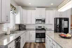 3555 Castleton Dr, Monroe Township, NJ 08094 - Photo 11